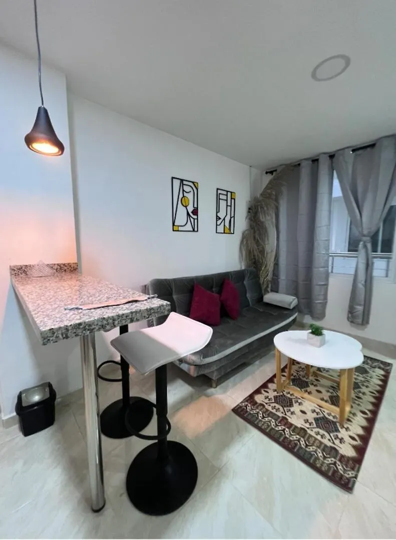 306 Confortable Y Lindo Apartamento 卡利